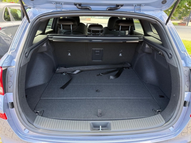 Foto 1 - i30 N LINE AUTOMATIK+ELEKTR. SITZE+TOTWINKEL+NAVI, meta blue / mic (blau)