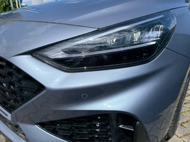 Foto 1 - i30 N LINE AUTOMATIK+ELEKTR. SITZE+TOTWINKEL+NAVI, meta blue / mic (blau)