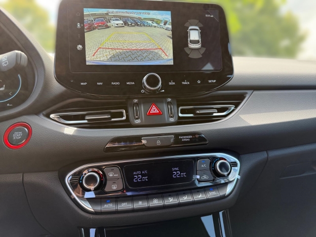 Foto 1 - i30 N LINE AUTOMATIK+ELEKTR. SITZE+TOTWINKEL+NAVI, meta blue / mic (blau)