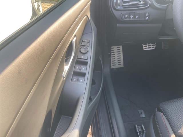 Foto 1 - i30 N Line +AUTOMATIK+NAVI+SITZHZG+LENKRADHZG, ecotronic grey (grau)