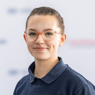 Leonie Vitzthum (Auszubildende Kfz-Mechatronikerin) - Autohaus Am Alten Gaswerk GmbH